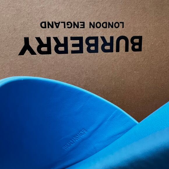 Burberry Melroy TB Monogram-Embossed Slides, EU39/US6 - Picture 10 of 15